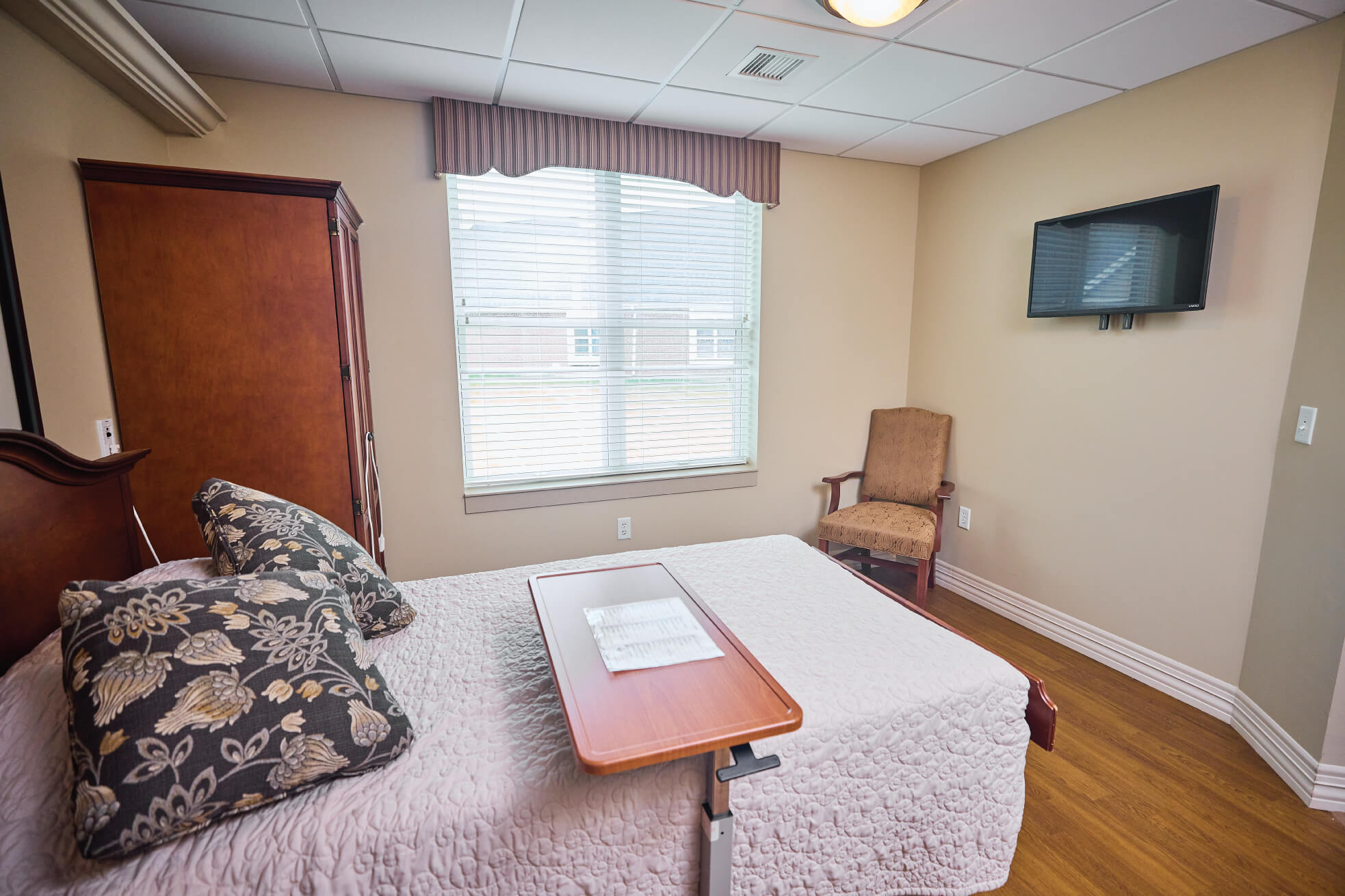 Rehab room with accessible bedside table