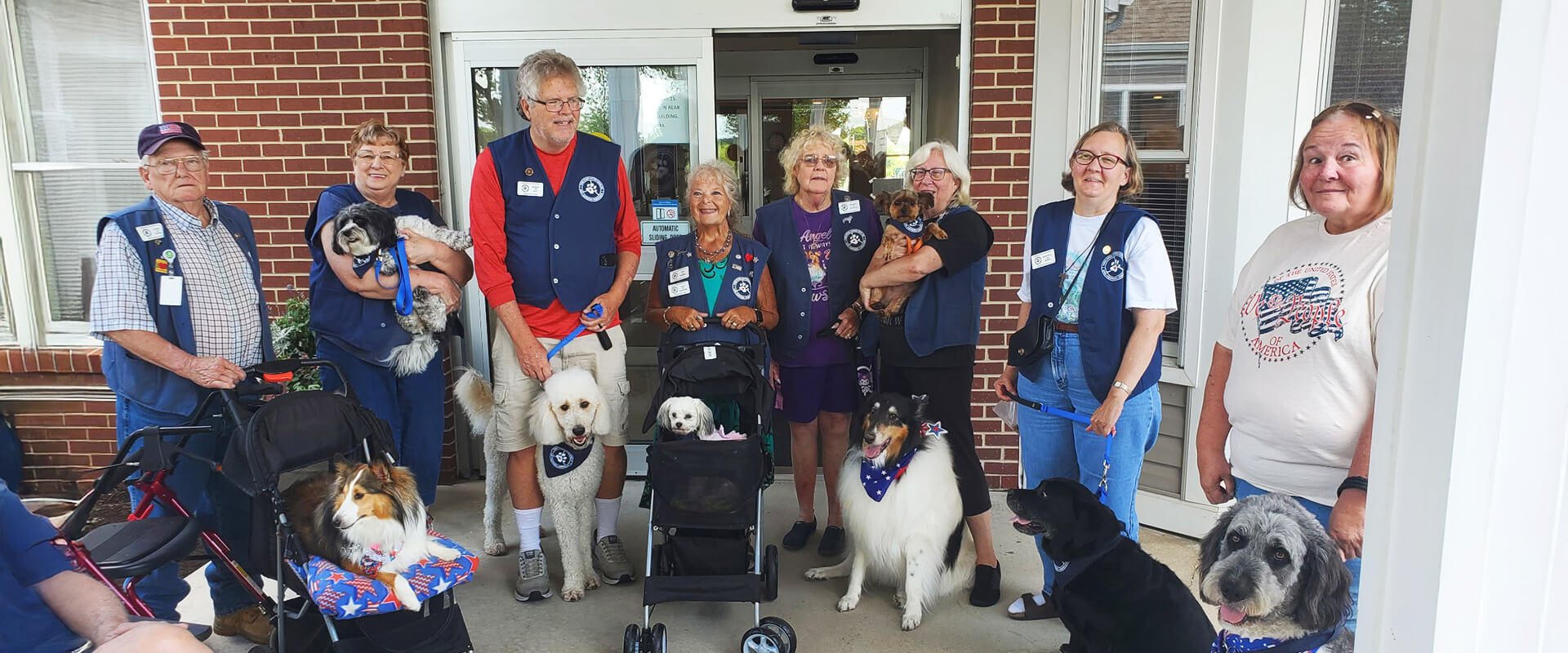 Three Rivers Visiting Dogs visit to Heritage Pointe Huntington