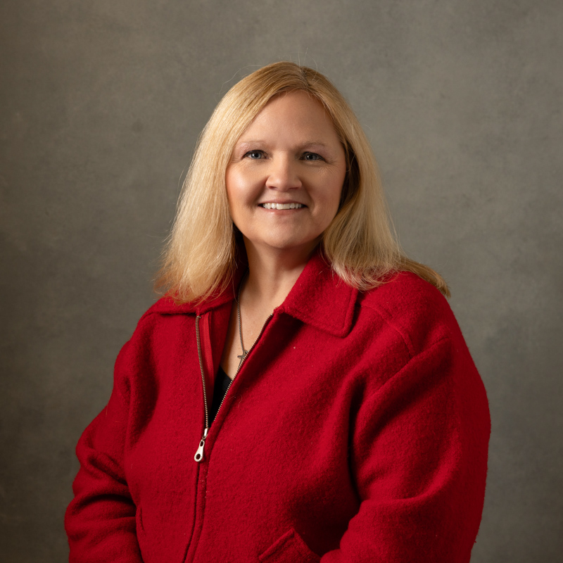 Jenothy Irvine headshot